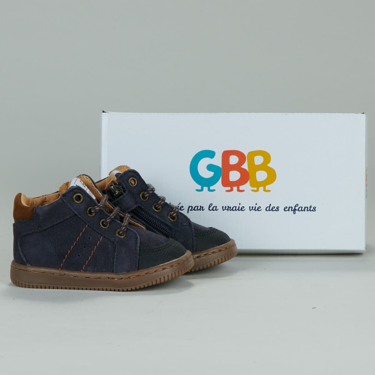 Ψηλά Sneakers GBB -