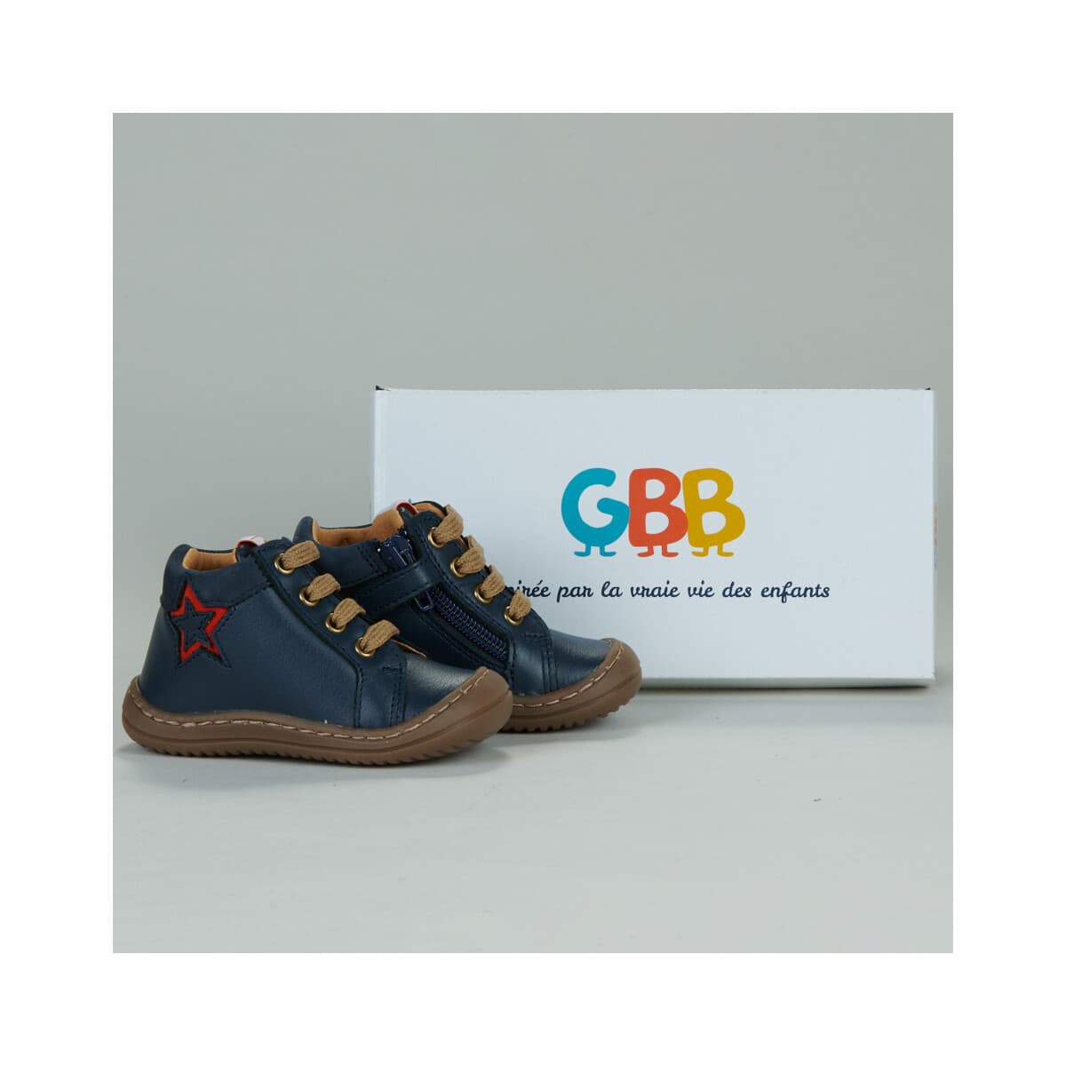 Ψηλά Sneakers GBB -
