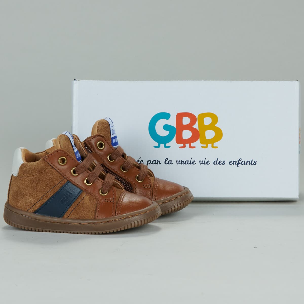Ψηλά Sneakers GBB -