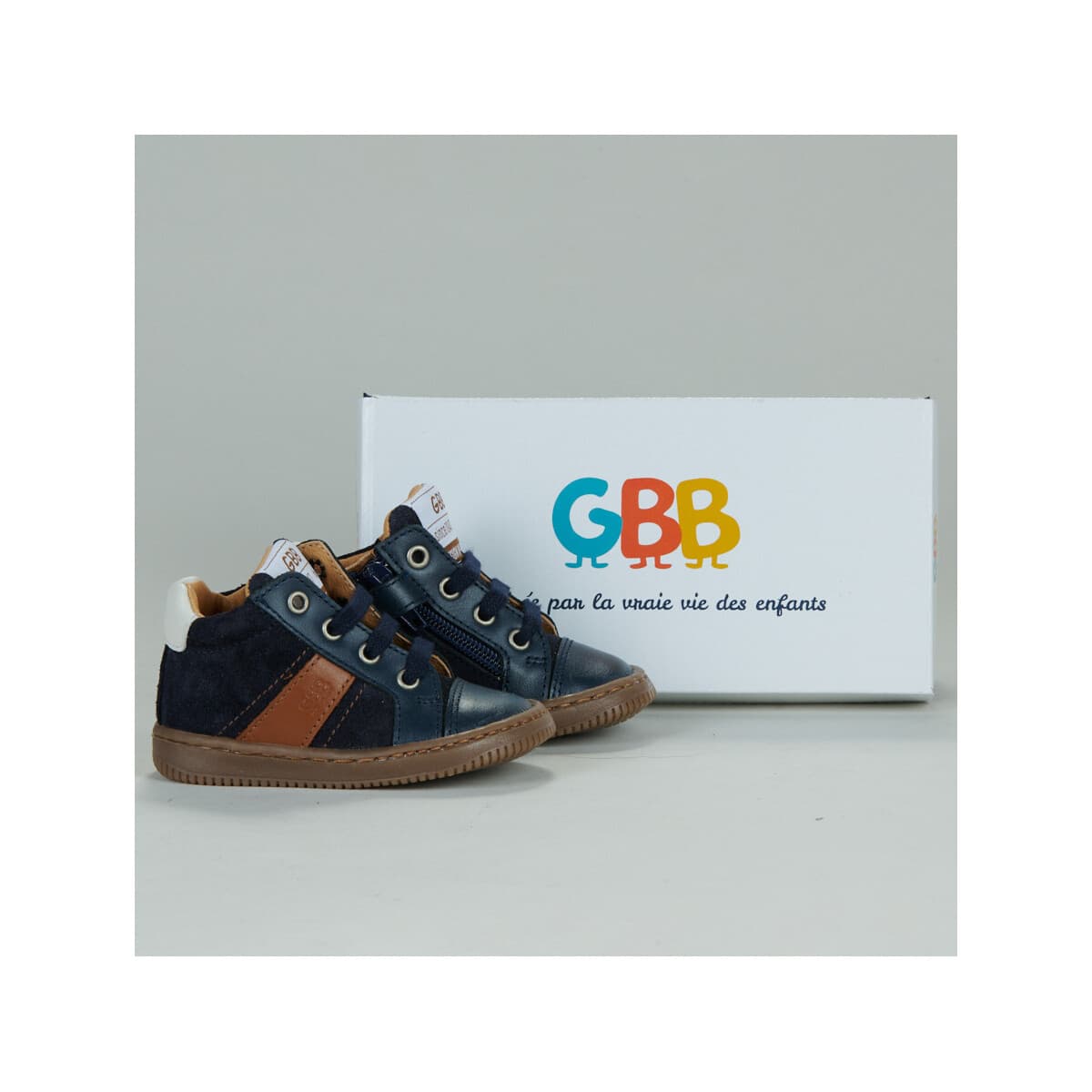 Ψηλά Sneakers GBB -