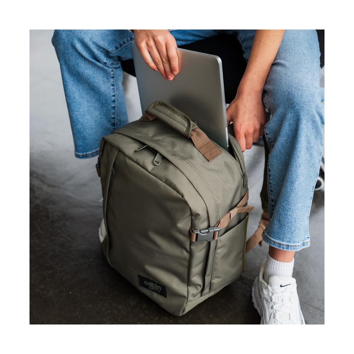 Women's Backpacks Cabinzero Green