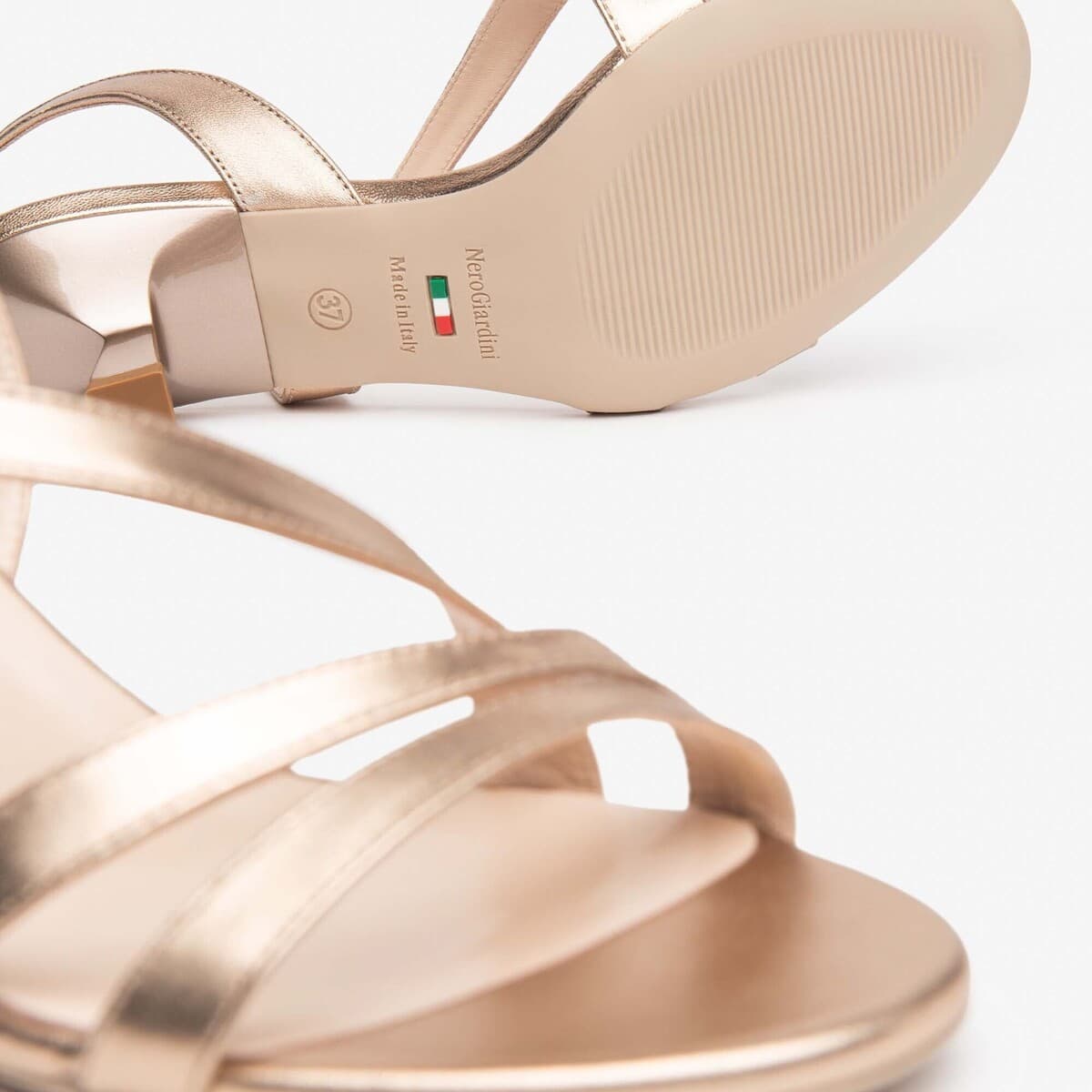 Women's Pumps NeroGiardini Gold