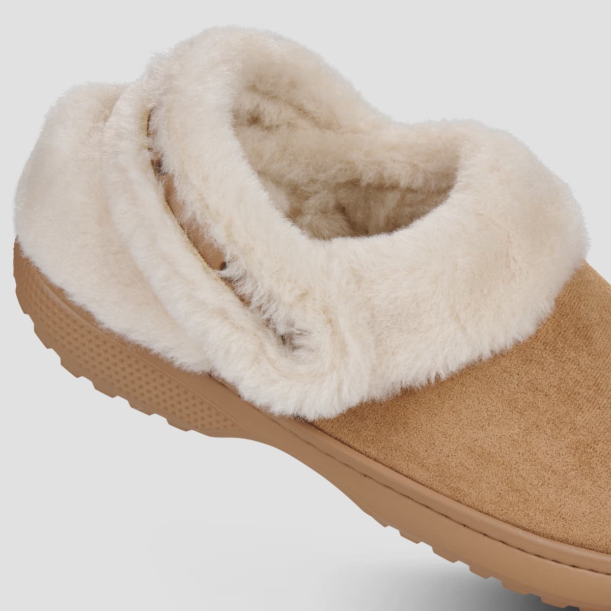 Women's House Slippers Crocs Brown