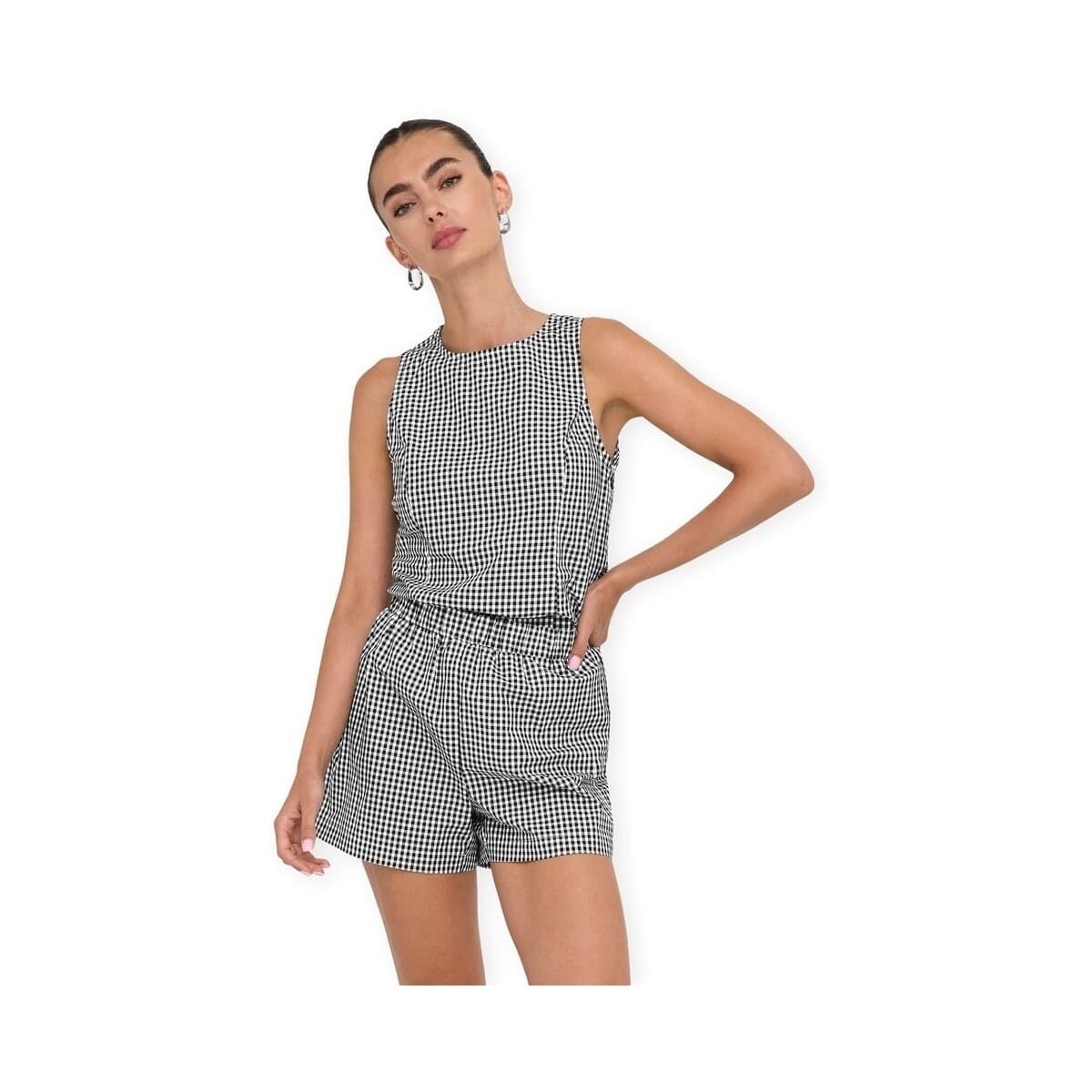 Women's Sleeveless Tops Only Black