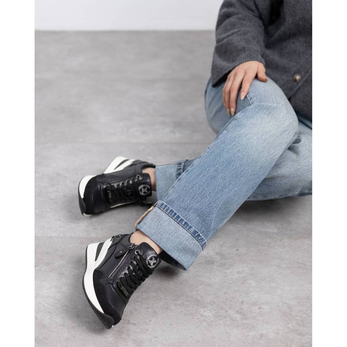 Women's Sneakers Xti Black