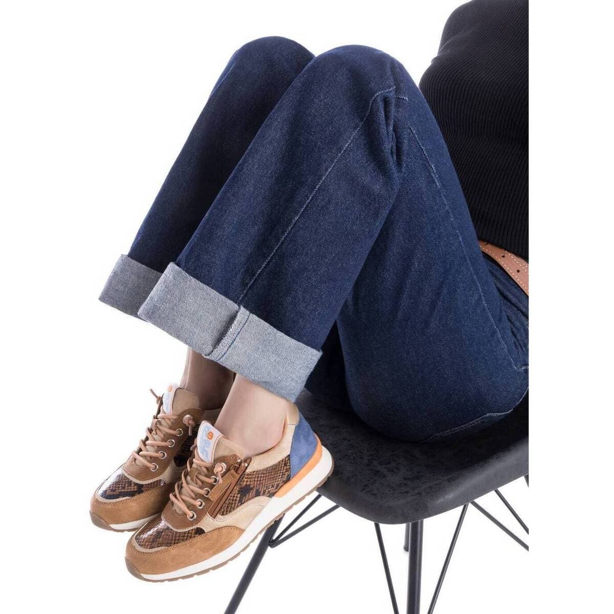 Women's Sneakers Refresh Brown