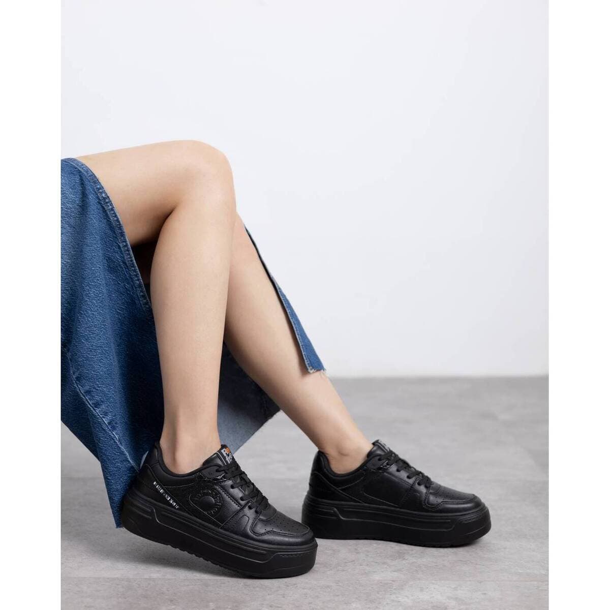 Women's Sneakers Refresh Black