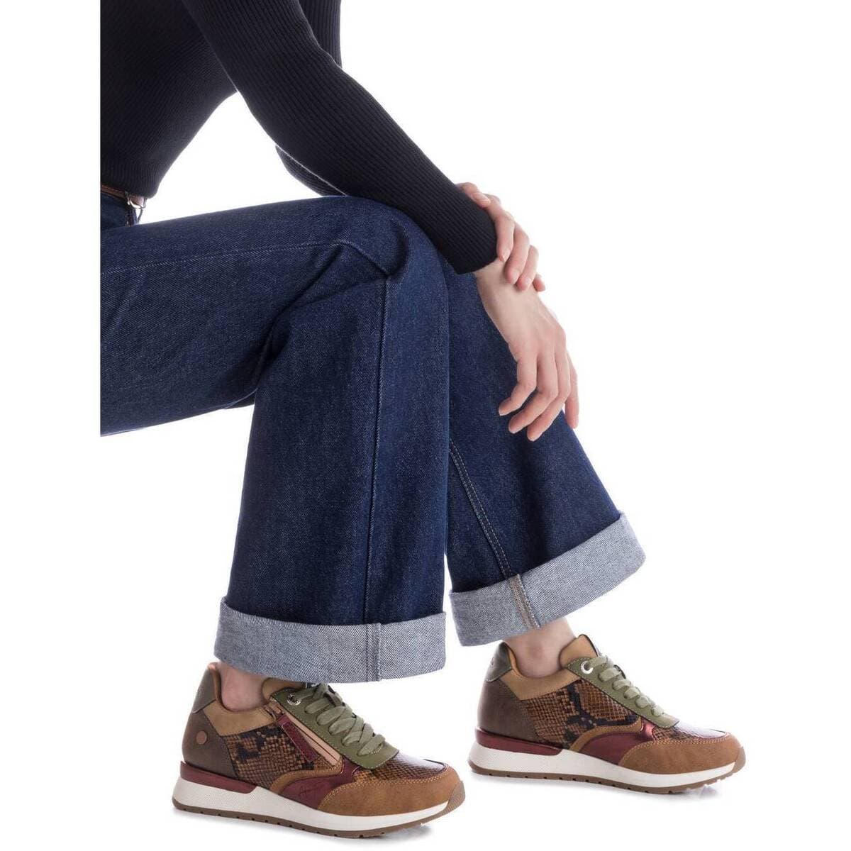 Women's Sneakers Refresh Brown