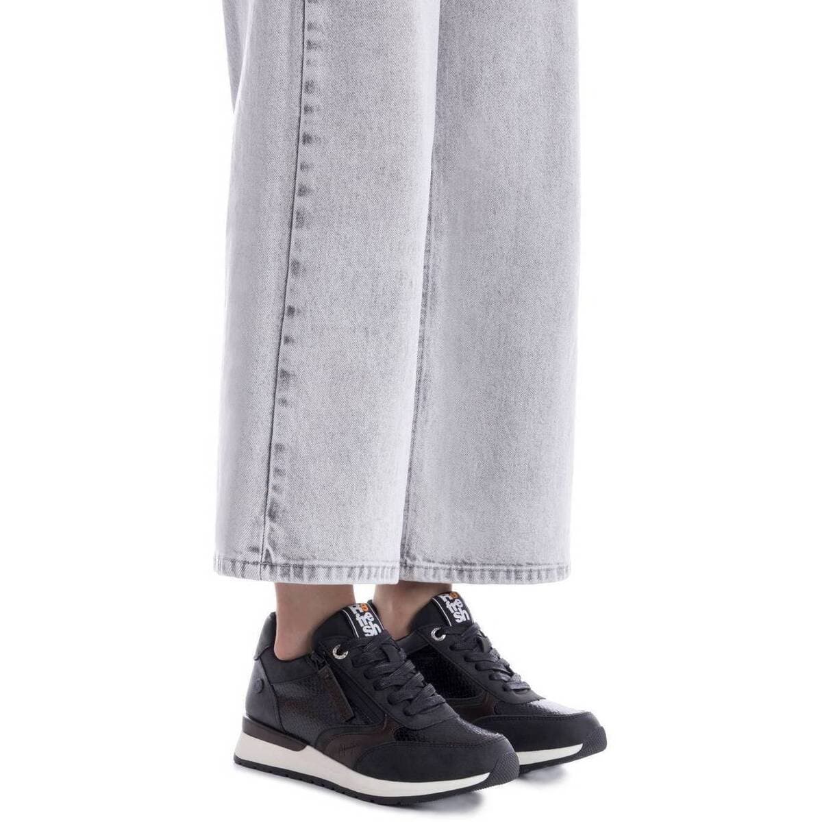 Women's Sneakers Refresh Black