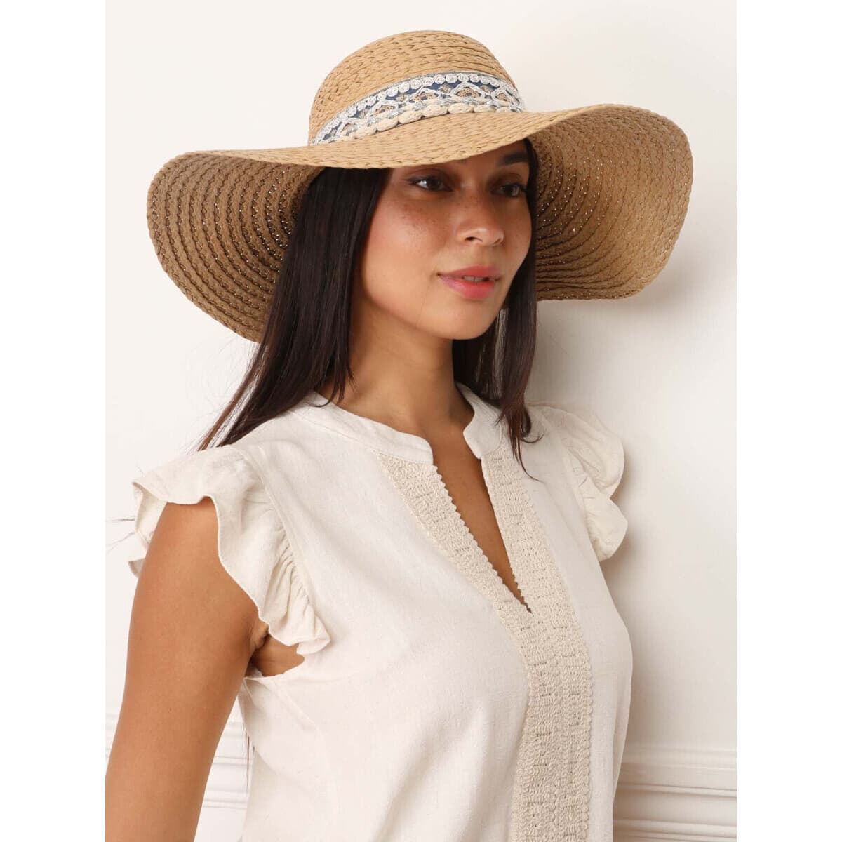 Women's Caps La Modeuse Beige