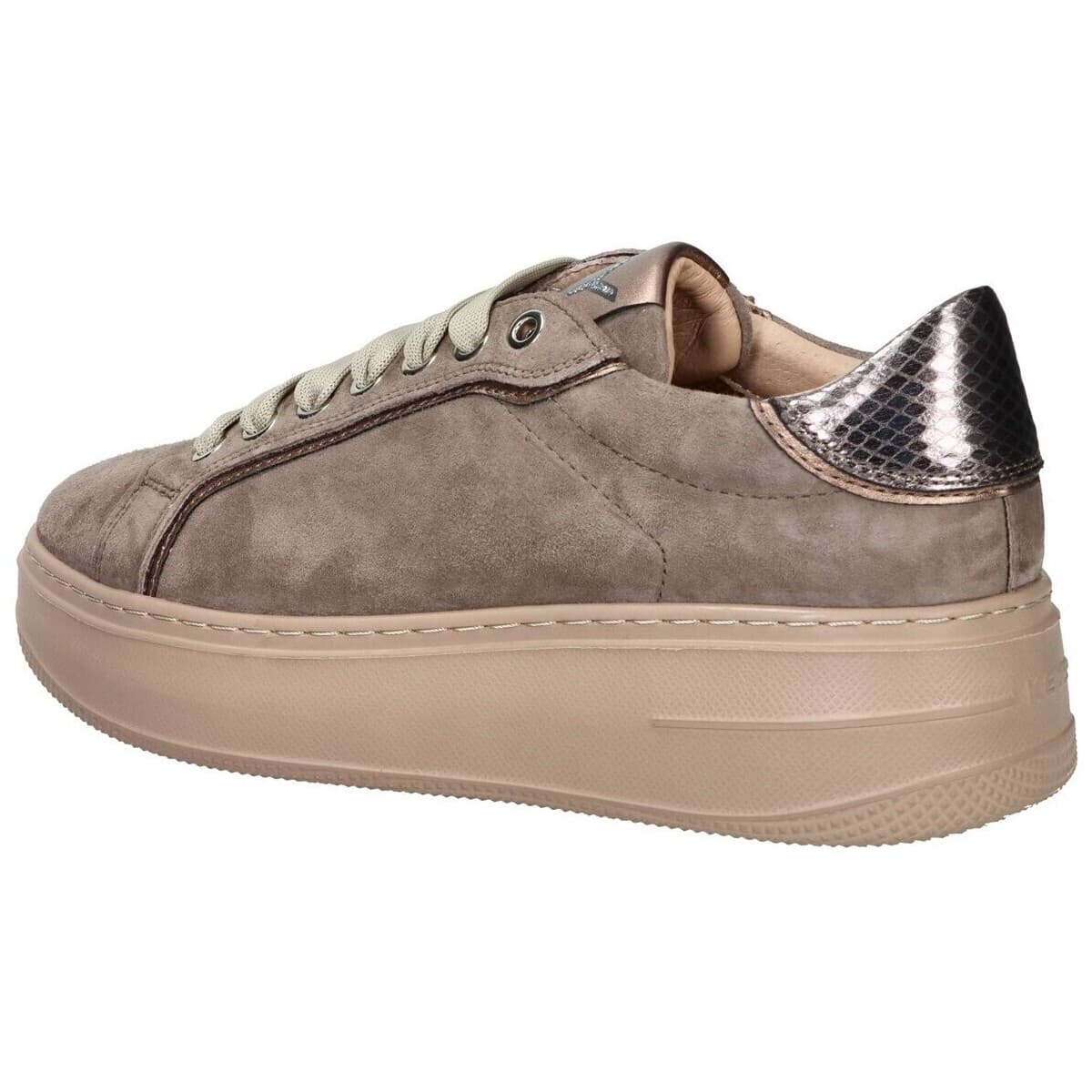 Women's Sneakers Keys