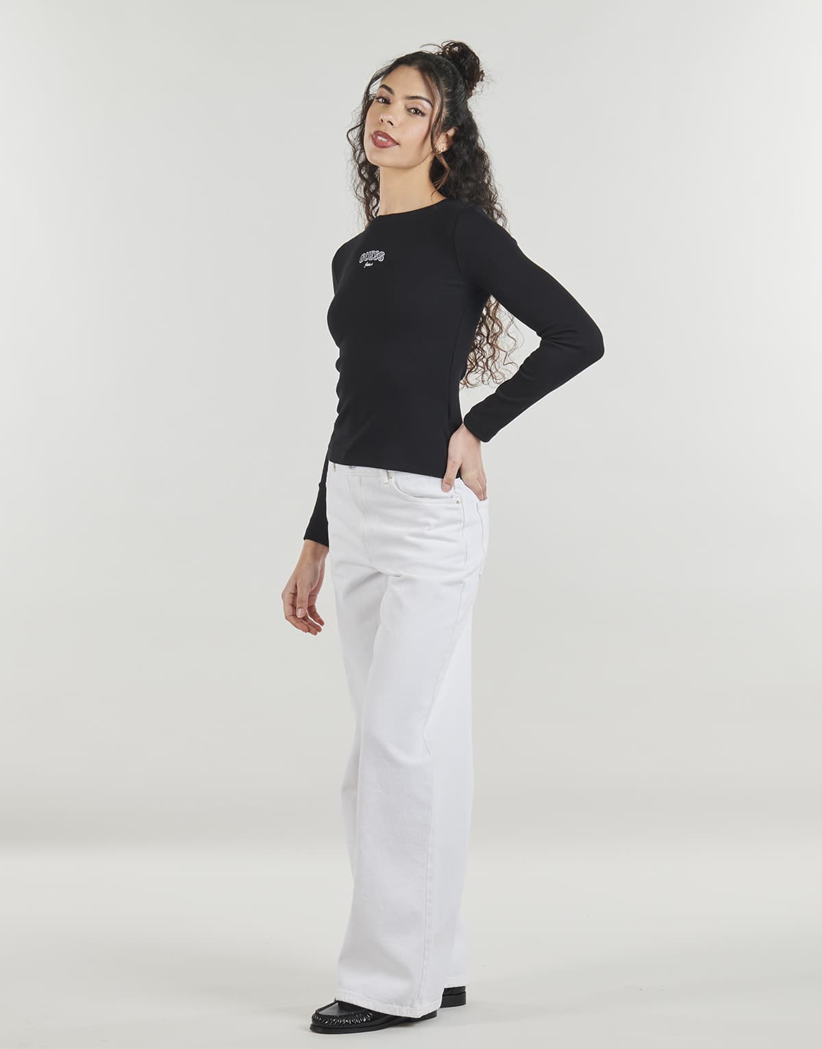 Women's T-Shirts Guess Black