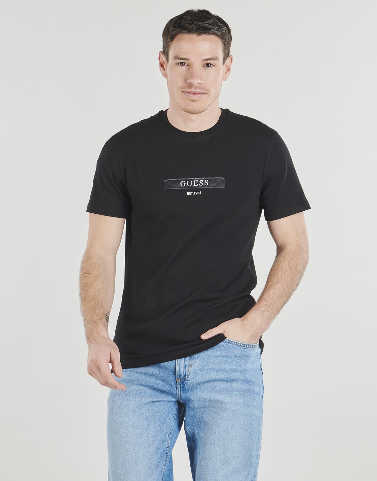Men's T-Shirts Guess Black