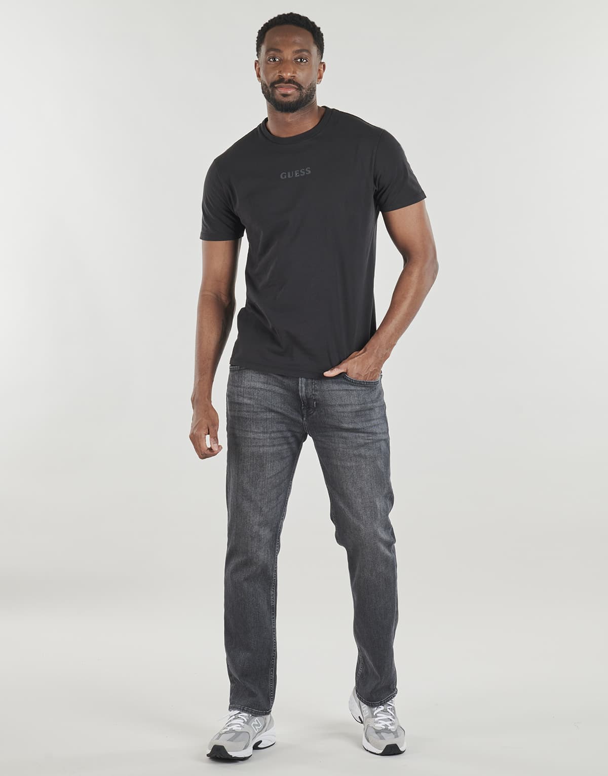 Men's T-Shirts Guess Black