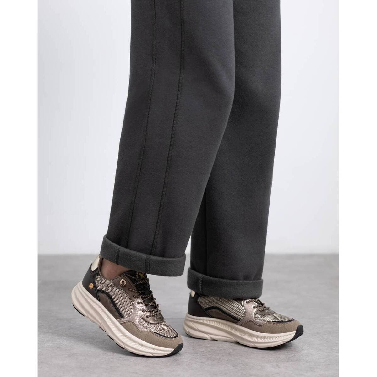 Women's Sneakers Xti Gold