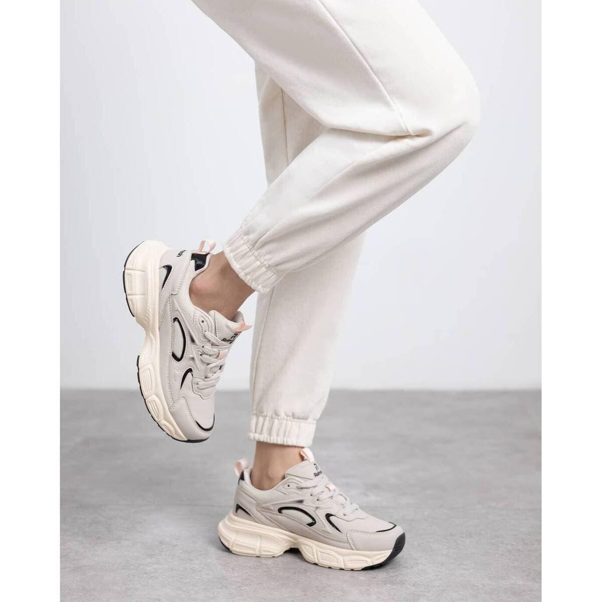 Women's Sneakers Refresh Brown