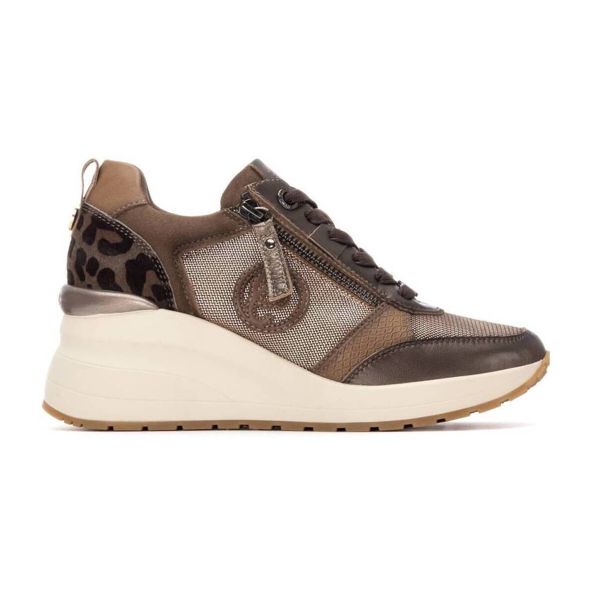 Xαμηλά Sneakers Carmela 16252103