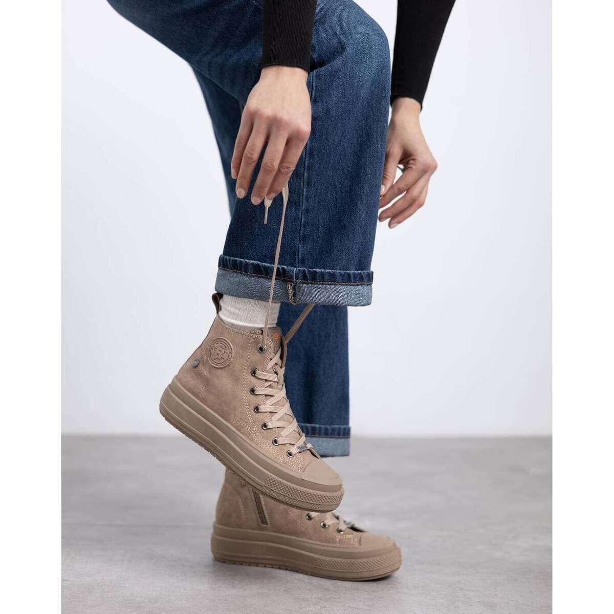 Women's Sneakers Refresh Brown