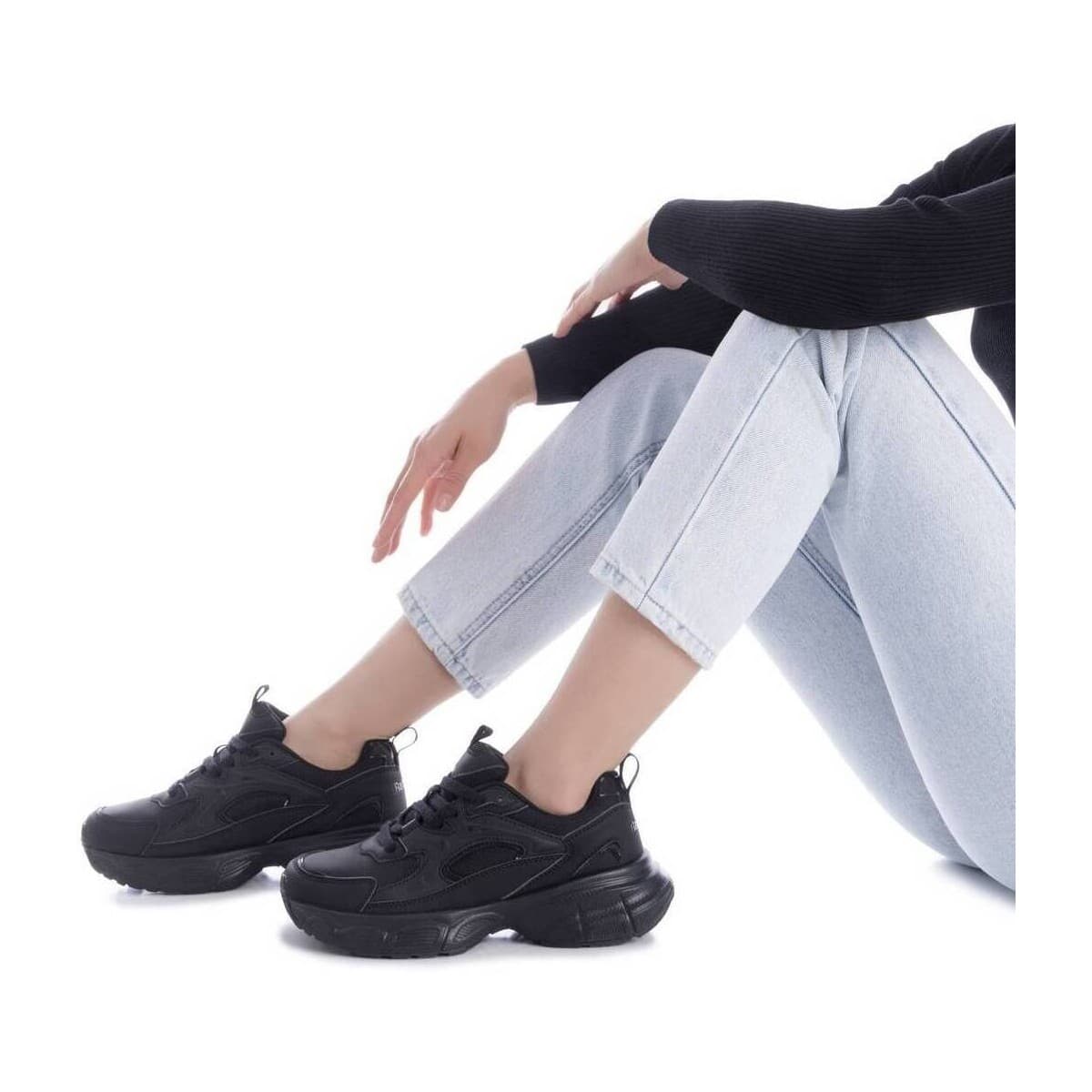 Women's Sneakers Refresh Black