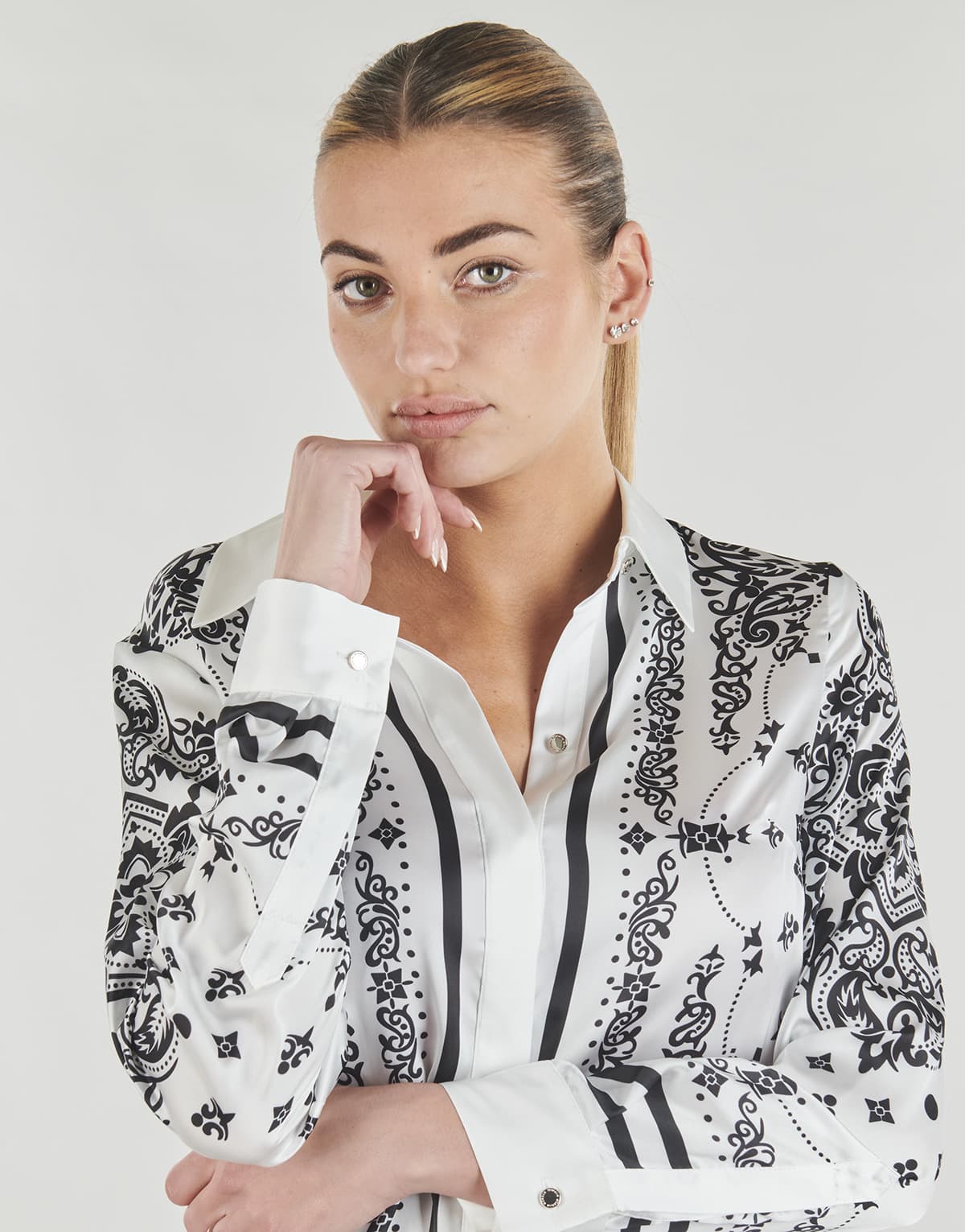 Women's Shirts Morgan White