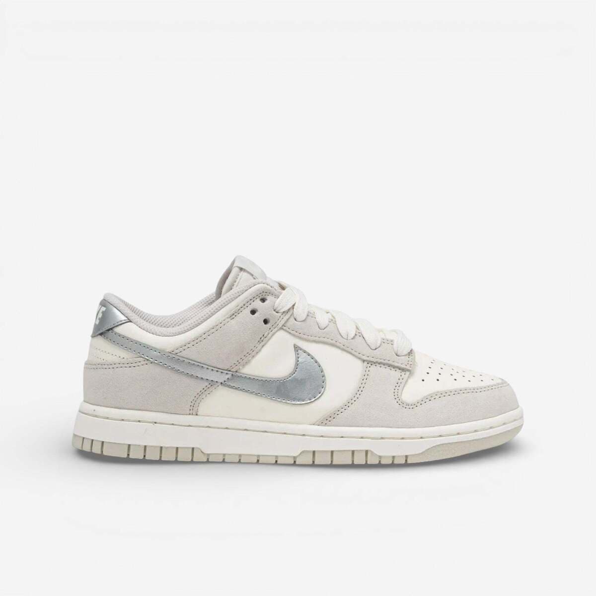 Xαμηλά Sneakers Nike Dunk Low Silver Swoosh (Women's)