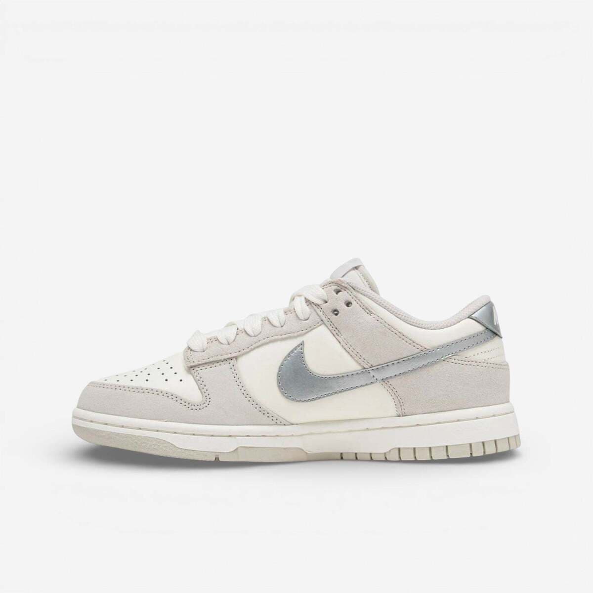 Women's Sneakers Nike Gray