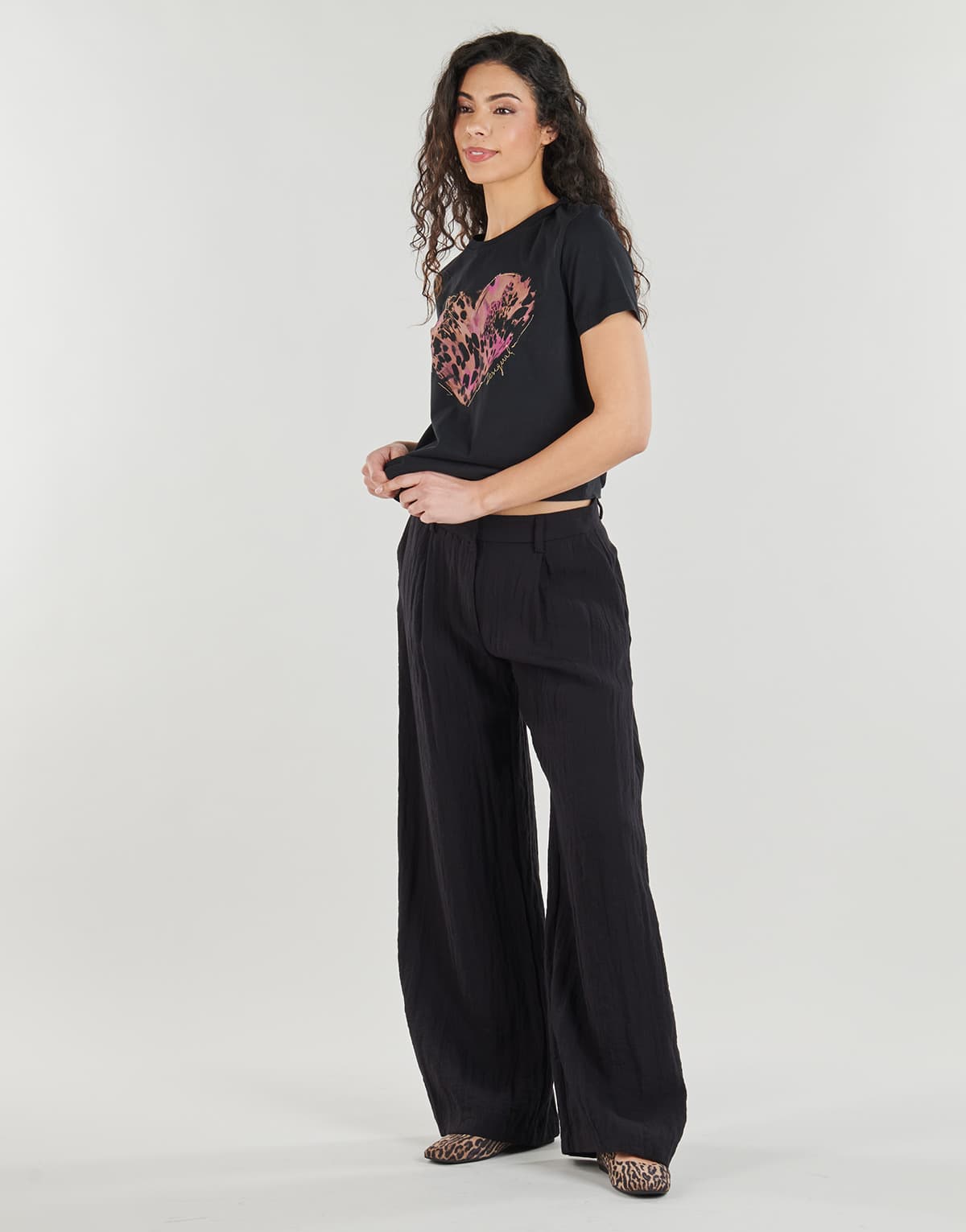 Women's T-Shirts Desigual Black