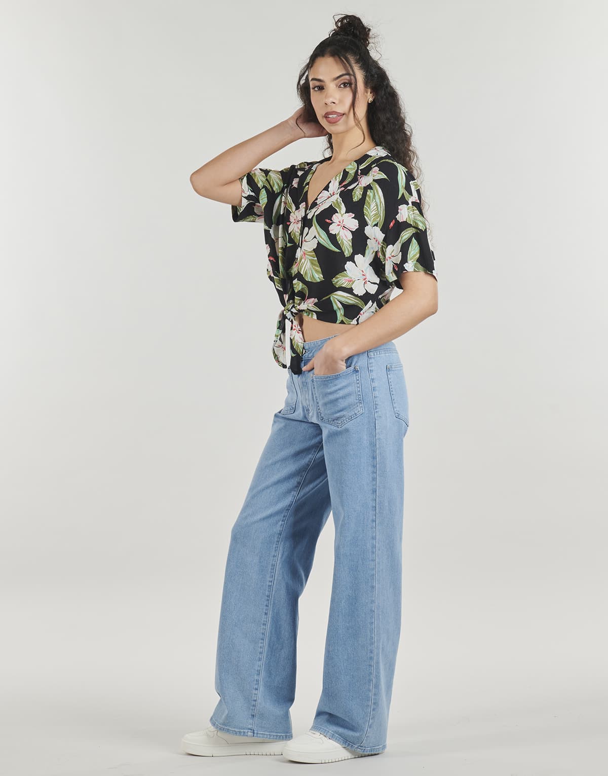 Women's T-Shirts Roxy Black