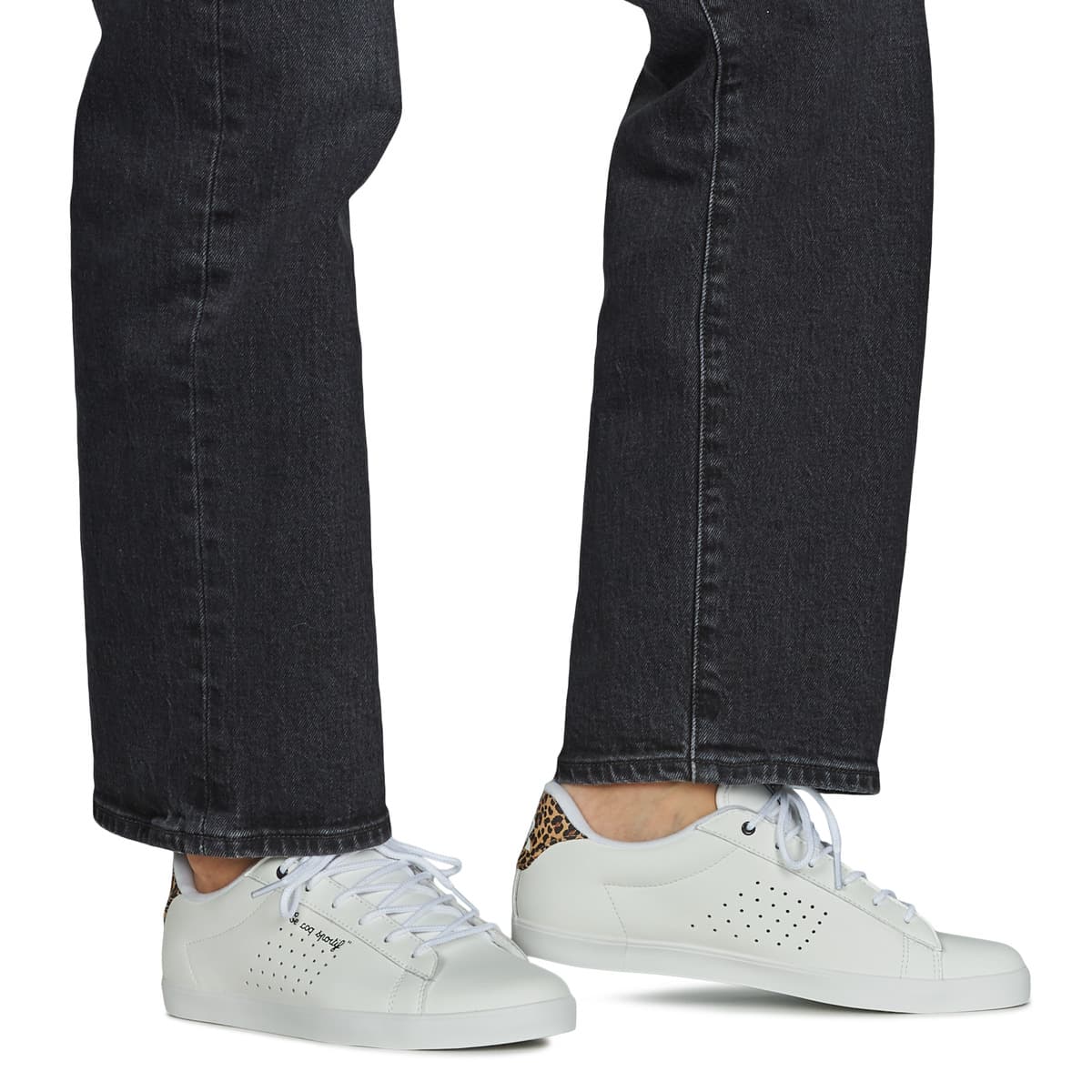 Women's Sports Shoes Le Coq Sportif White