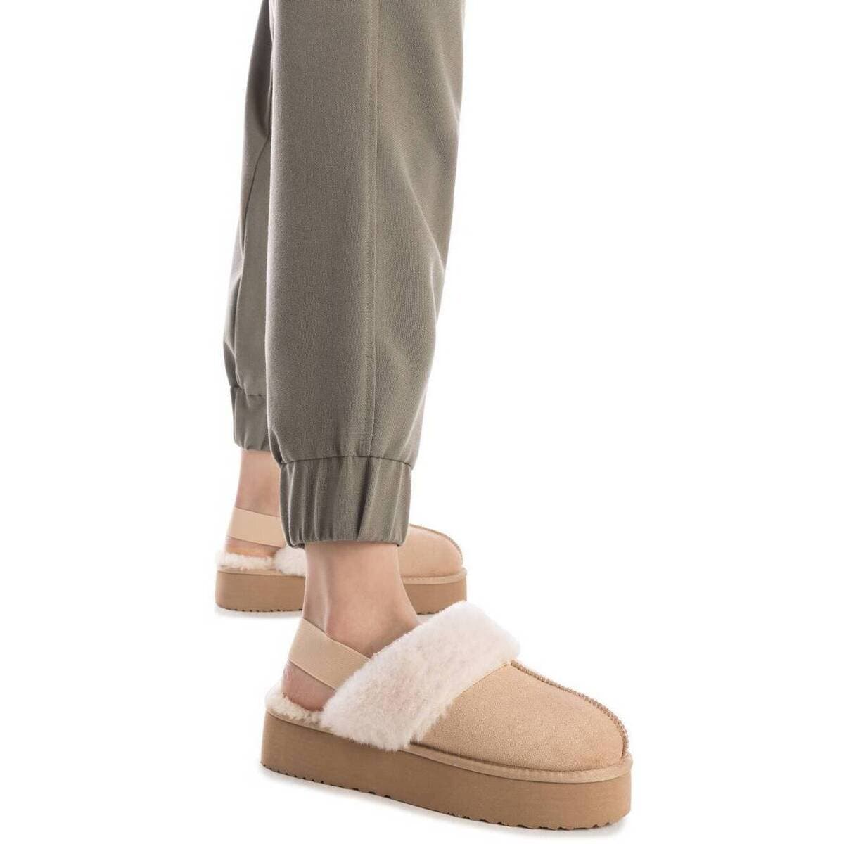 Women's House Slippers Xti Brown