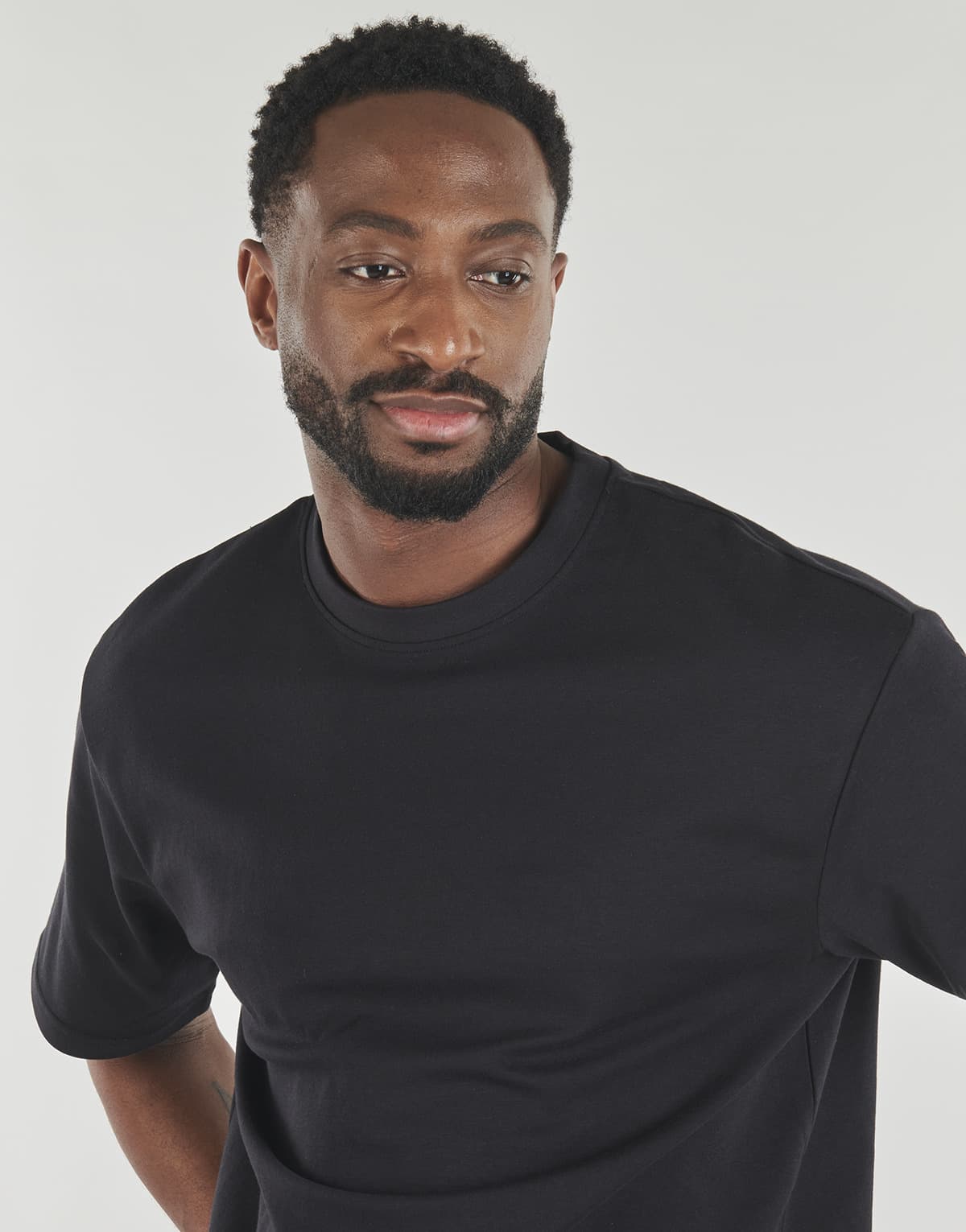 Men's T-Shirts Selected Black