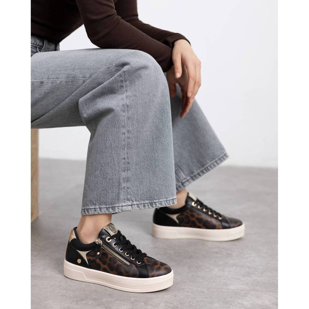 Women's Sneakers Xti Black