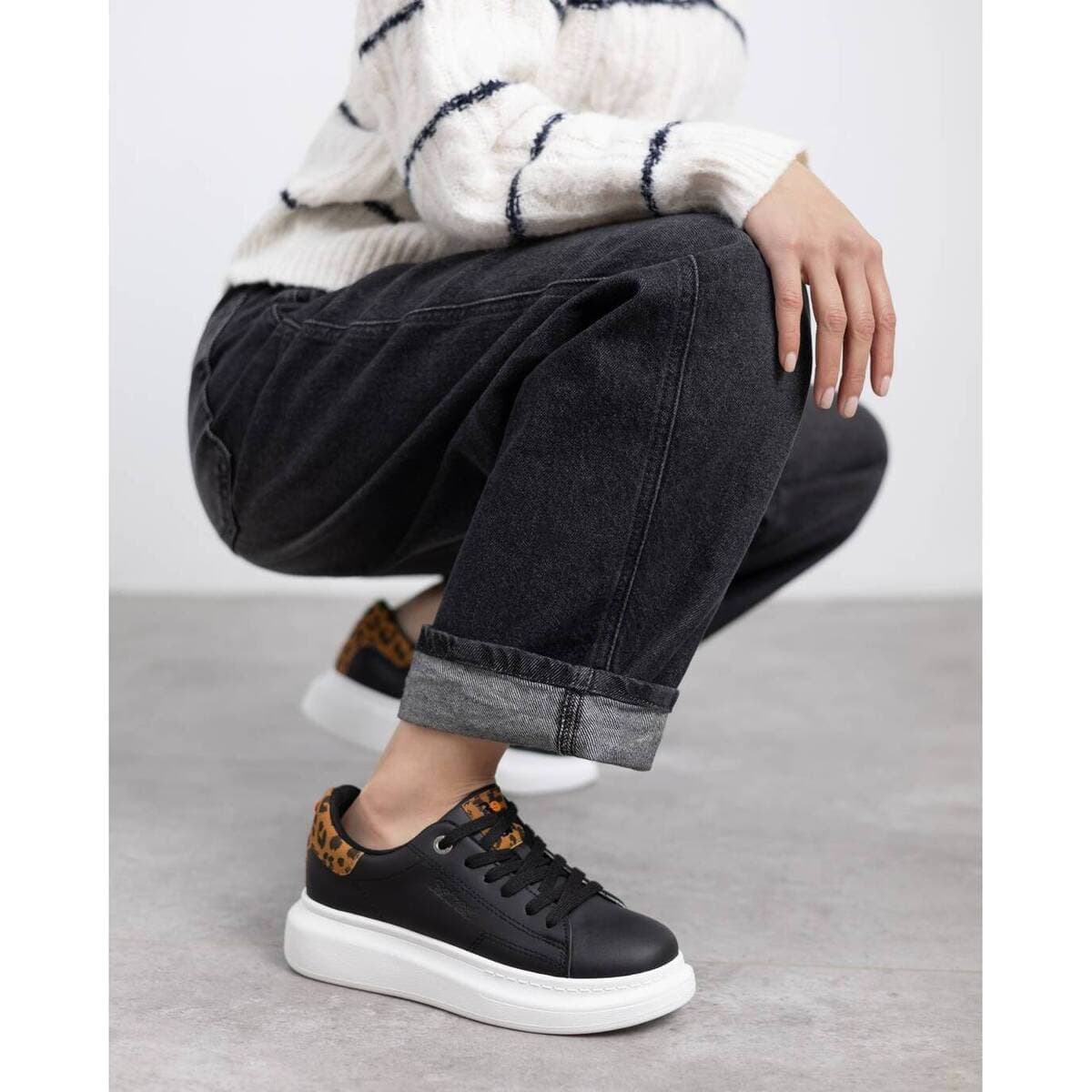 Women's Sneakers Refresh Black