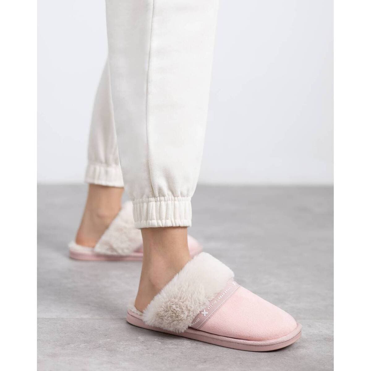 Women's House Slippers Xti Brown