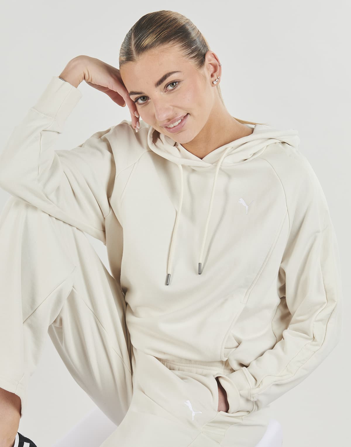 Women's Sweatshirts Puma Beige