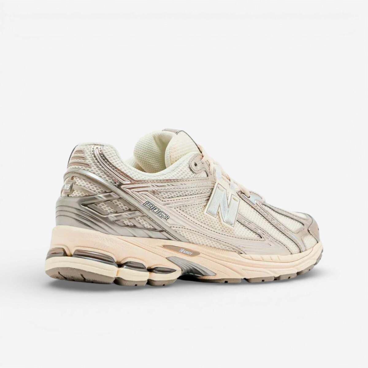 Women's Sneakers New Balance Brown