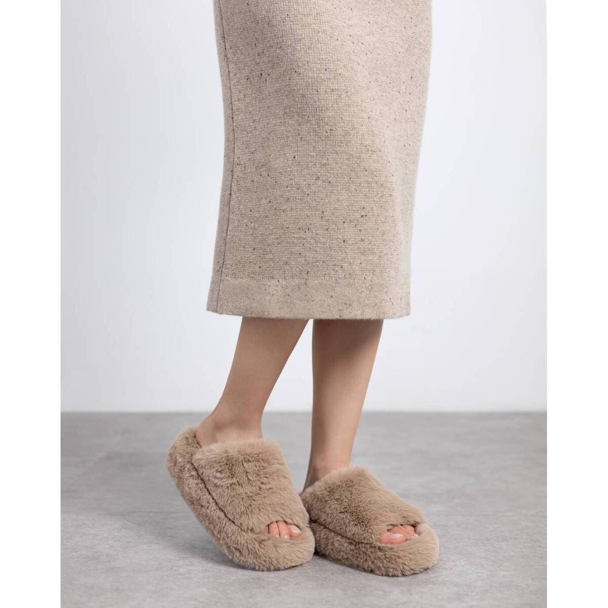 Women's House Slippers Xti Brown