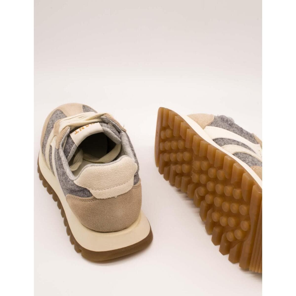 Women's Sneakers Gant Beige