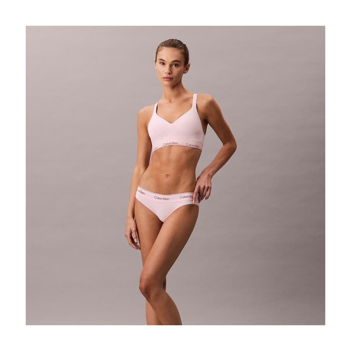 Women's Sports Bras Calvin Klein Pink