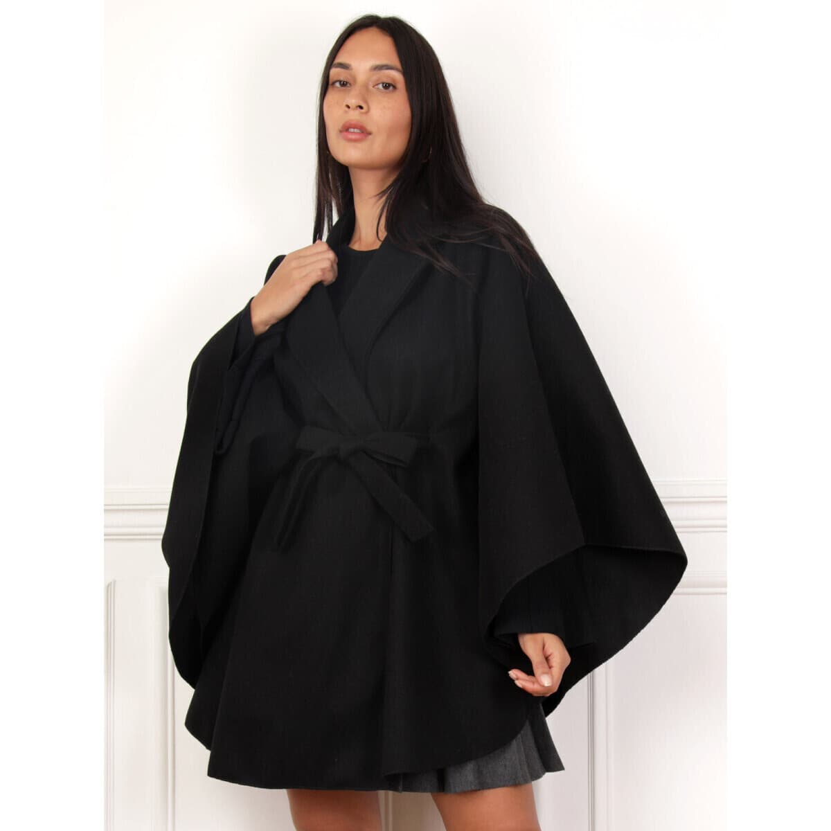 Women's Coats La Modeuse Black