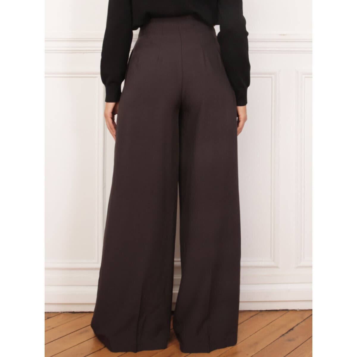Women's Pants La Modeuse Brown