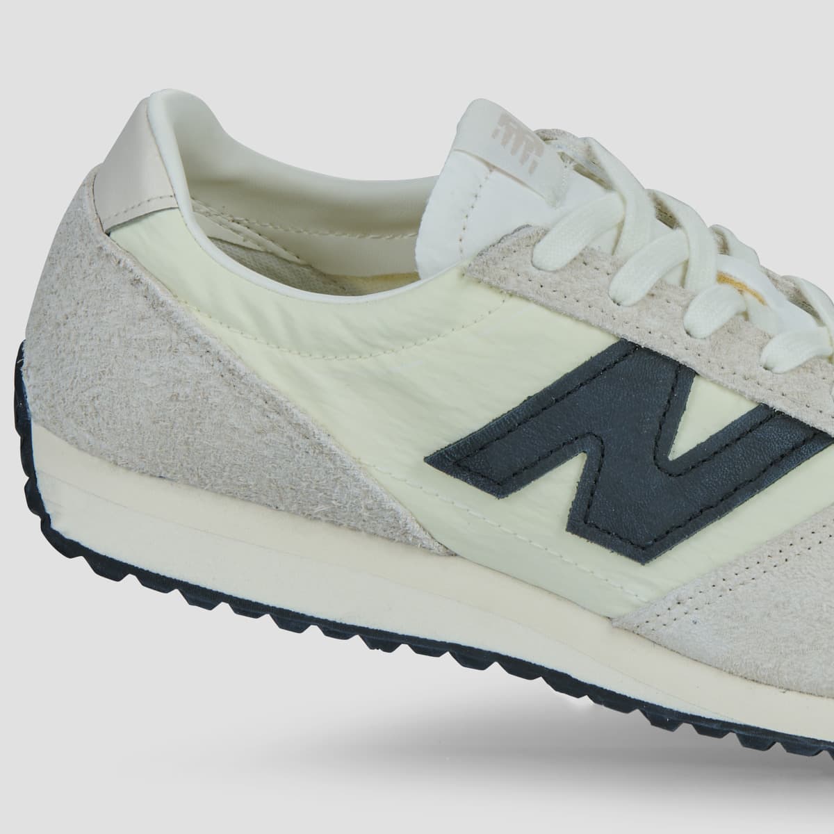 Women's Sneakers New Balance White