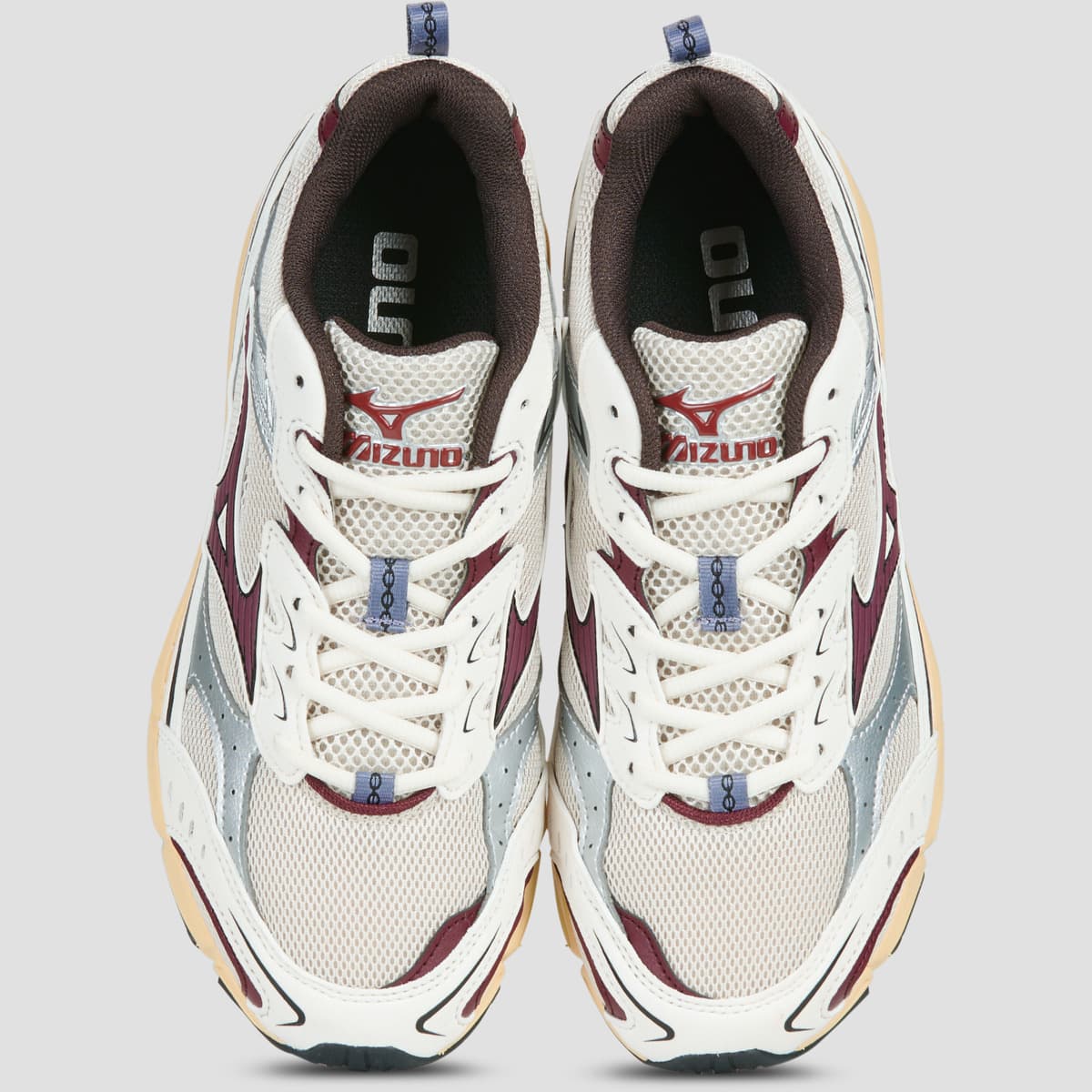 Women's Sports Shoes Mizuno White