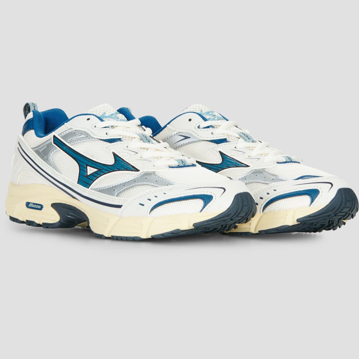 Men's Sports Shoes Mizuno White