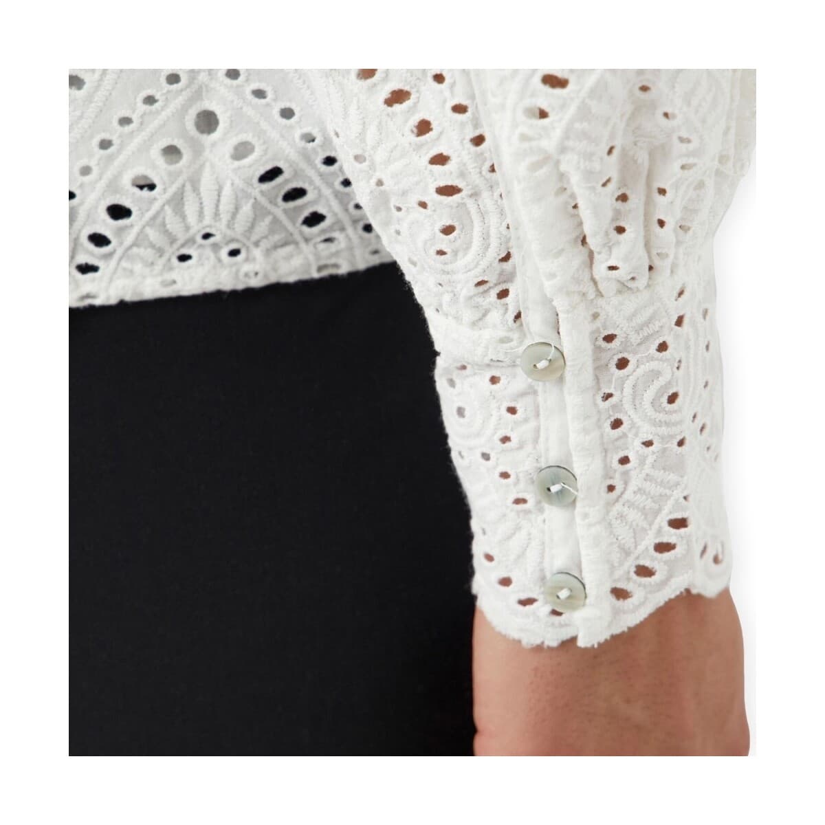 Women's T-Shirts Y.a.s White