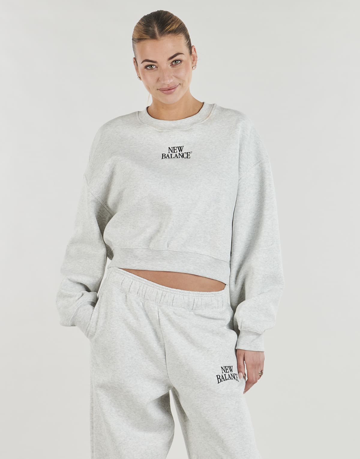 Women's Sports T-Shirts New Balance Gray