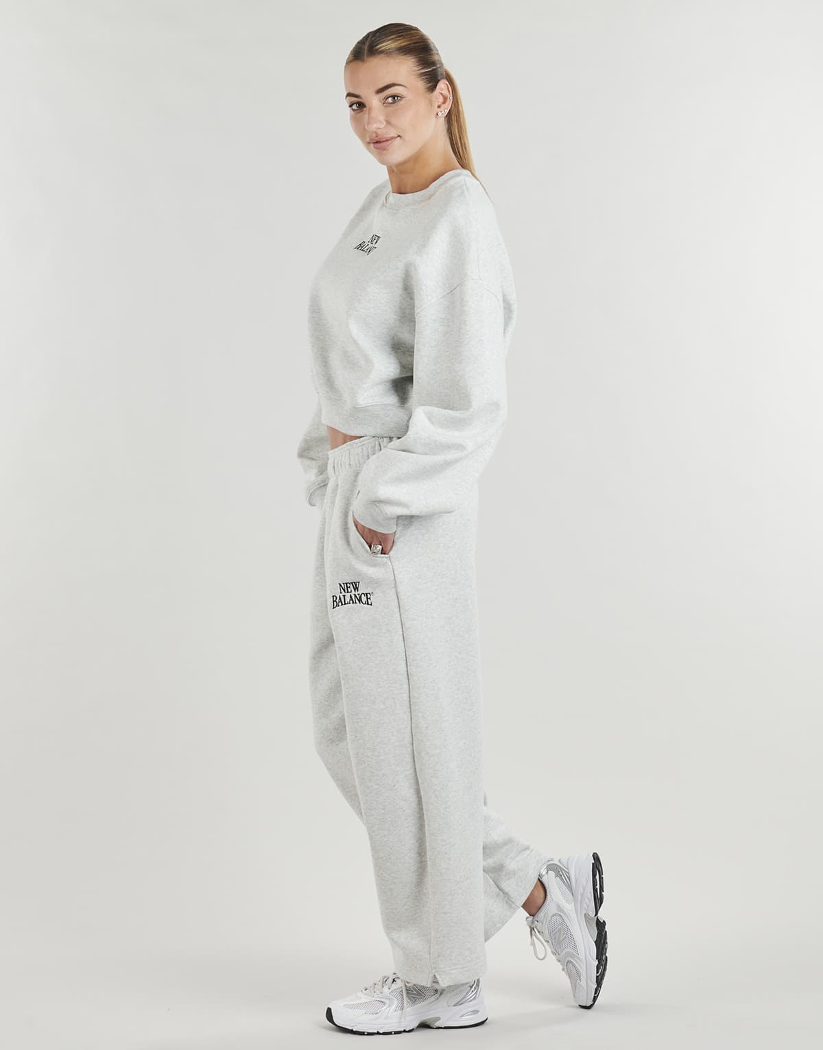 Women's Sports T-Shirts New Balance Gray