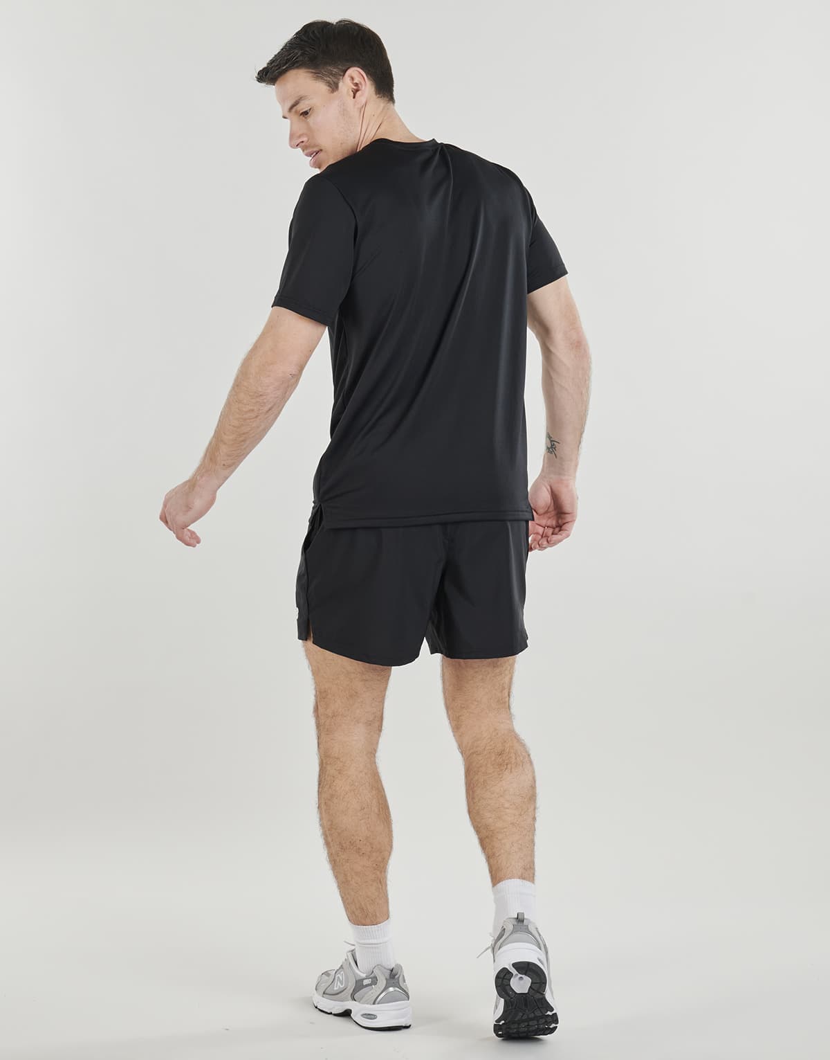 Men's Sports T-Shirts New Balance Black