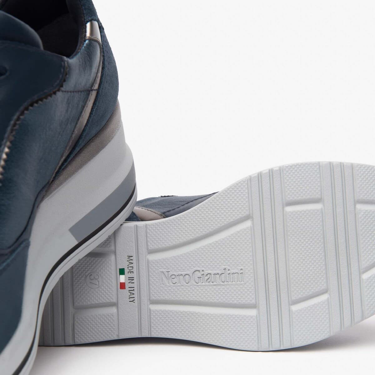 Women's Sneakers NeroGiardini Blue