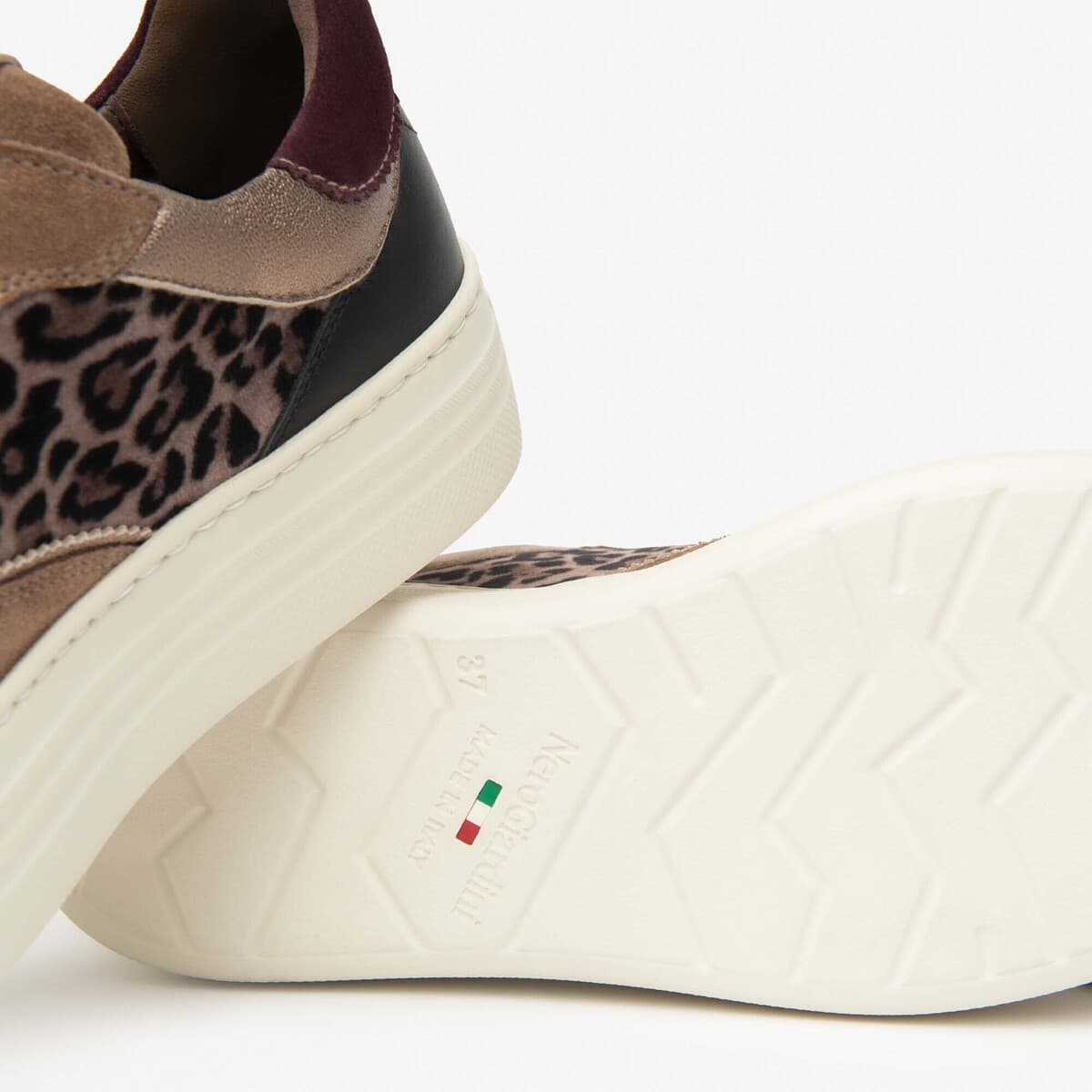 Women's Sneakers NeroGiardini Beige